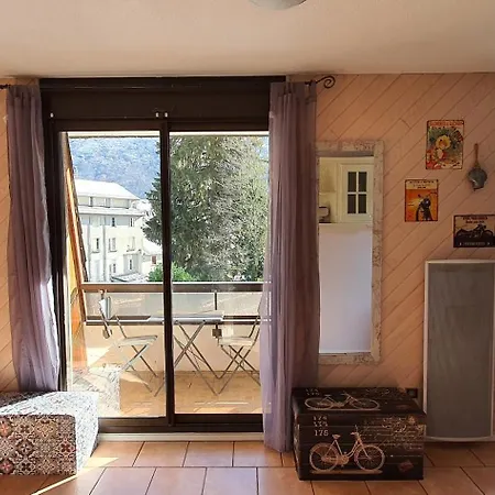 Et Parking Aux Pieds Des Remontees Διαμέρισμα