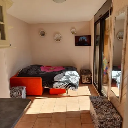 Et Parking Aux Pieds Des Remontees Bagneres-de-Luchon