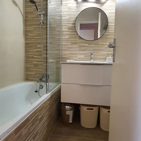 Et Parking Aux Pieds Des Remontees Апартаменты *