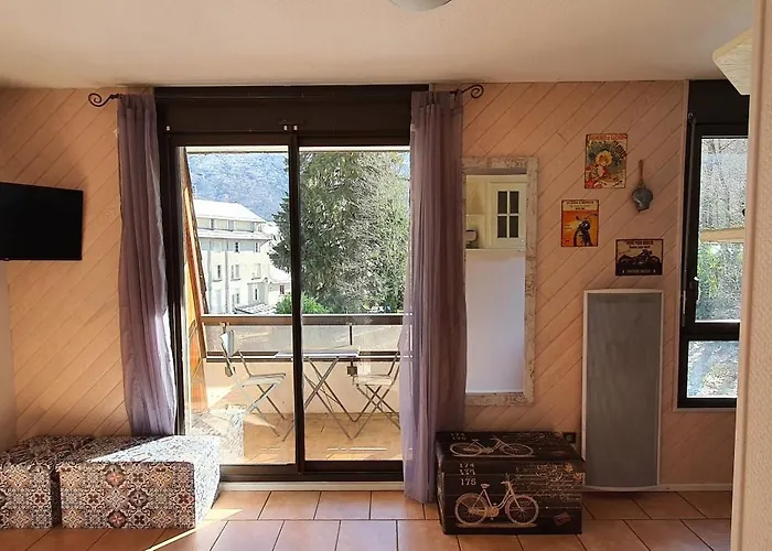 Et Parking Aux Pieds Des Remontees Апартаменты