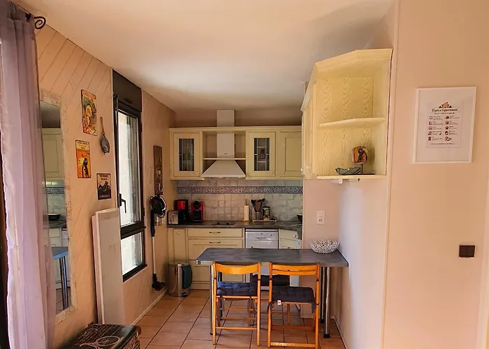 Et Parking Aux Pieds Des Remontees *